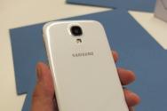 Не видит карту памяти Samsung Galaxy S4 i9500 Экран мобильного устройства характеризуется своей технологией, разрешением, плотностью пикселей, длиной диагонали, глубиной цвета и др